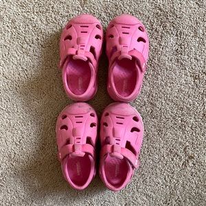 Surprize by Stride Rite- size 3 toddler shoes